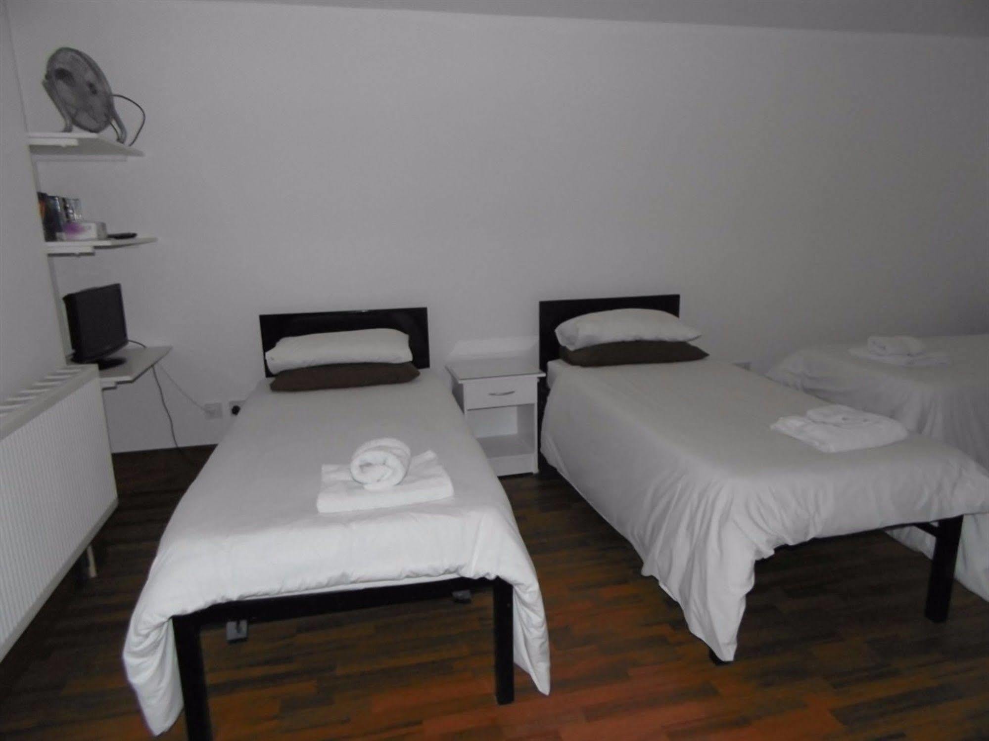 Bed & Breakfast Breeze 3*